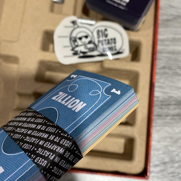 Zillionaires on Mars - Board Game - Picture 13 of 16